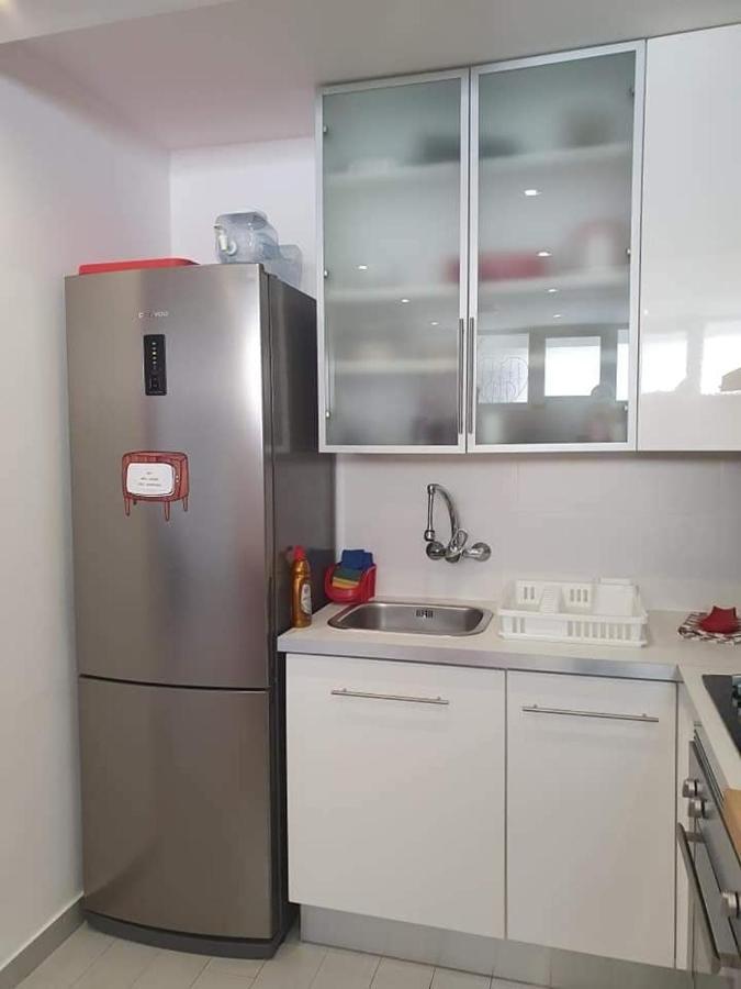 Apartment Pe N'areia Gamboa T1 *